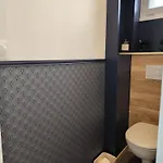 Le Precieux